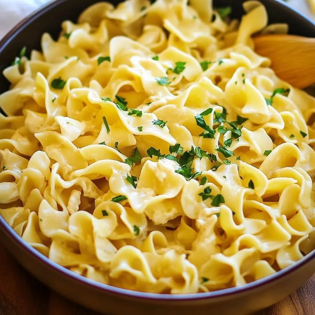 Creamy Cafeteria Noodles